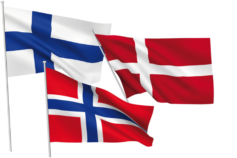 Finska, norska och danska flaggorna. Foto: Mikrobiuz / Shutterstock